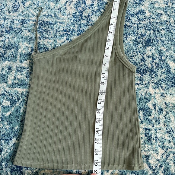 American Eagle | One- Shoulder Tank Top - Picture 6 of 7
